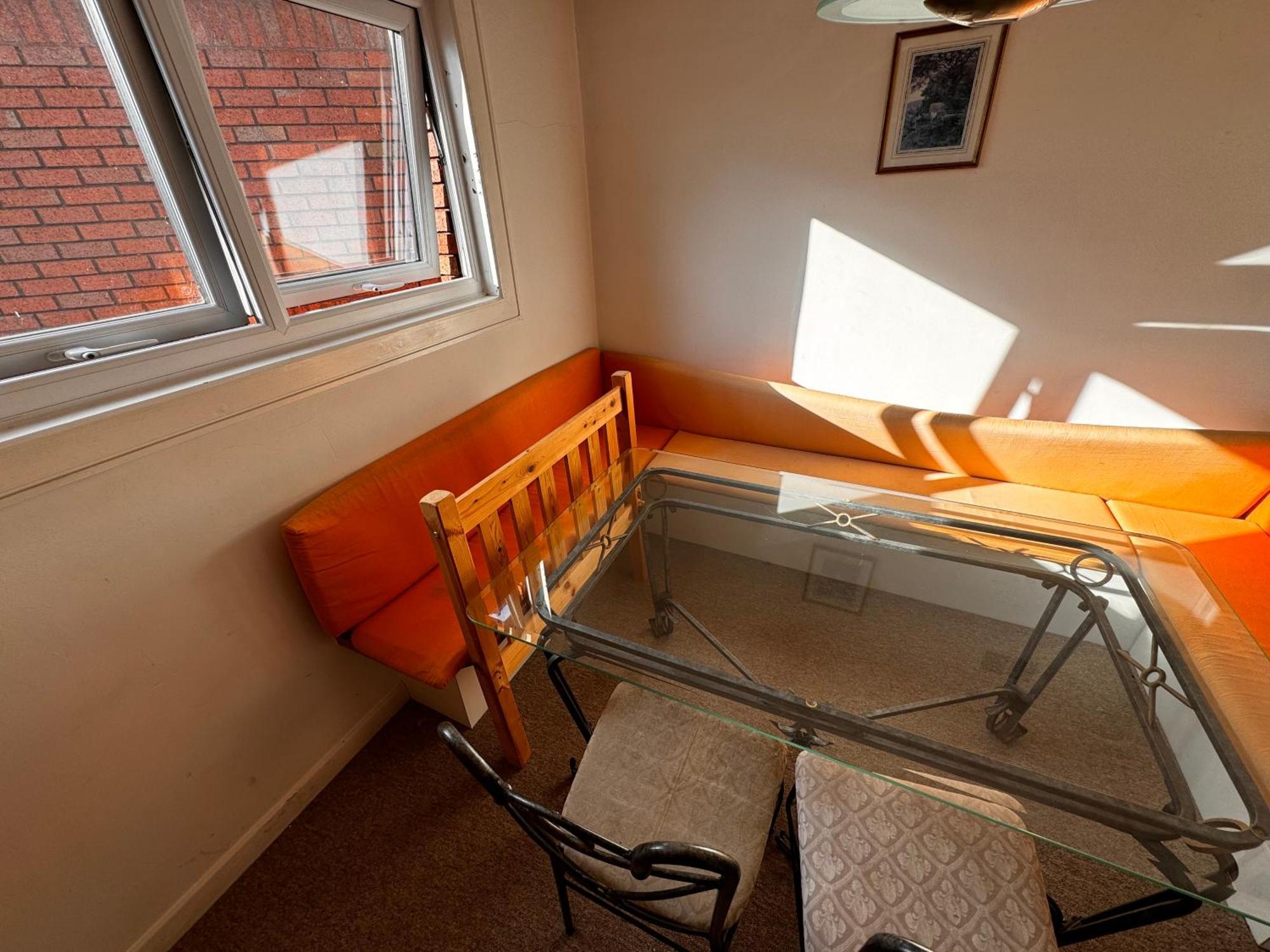 Two-Bedroom Flat Close To Uni & Shopping Center With Free Parking Ковентри Экстерьер фото