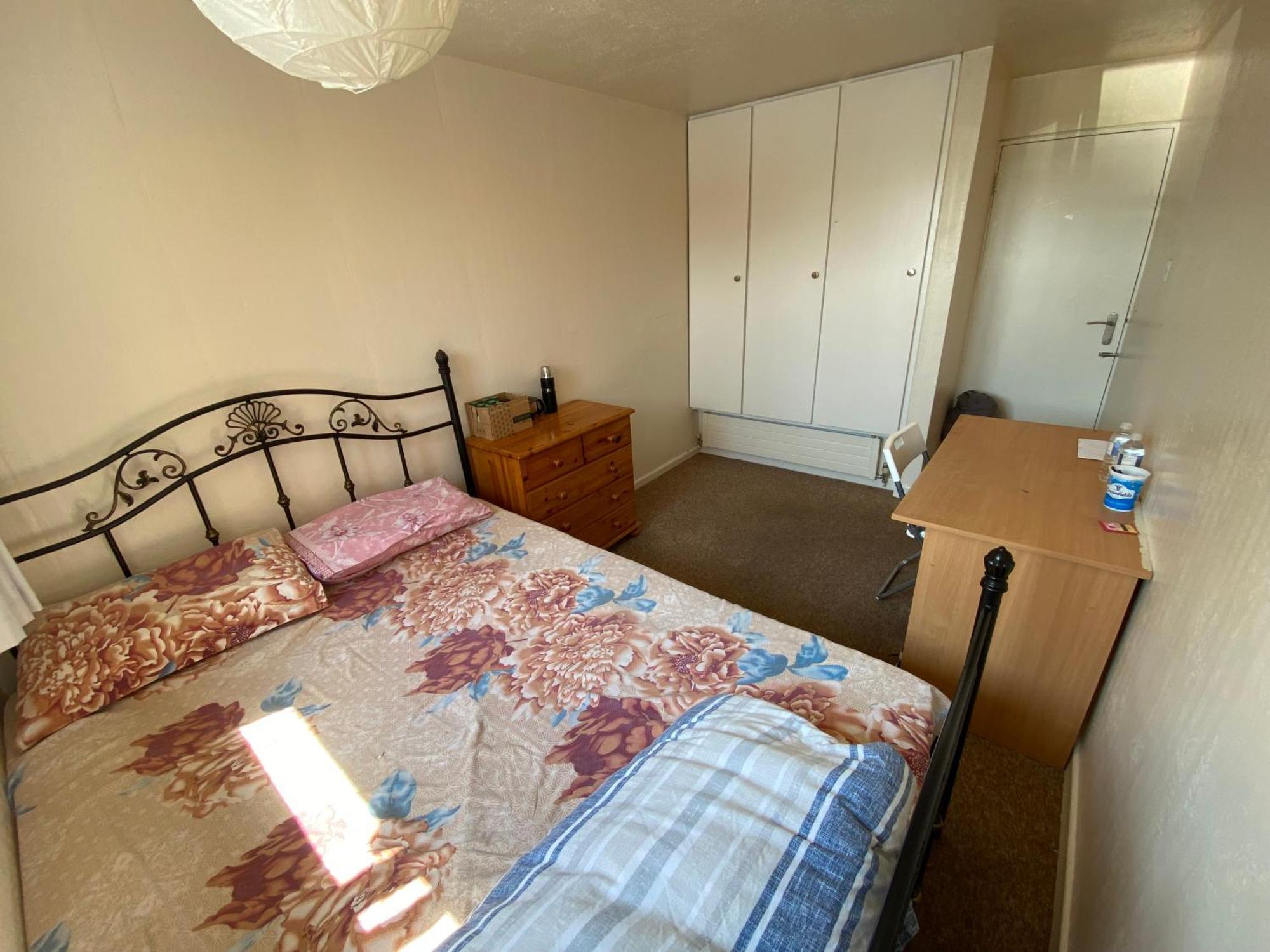 Two-Bedroom Flat Close To Uni & Shopping Center With Free Parking Ковентри Экстерьер фото
